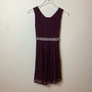 Girls lace sleeveless dress